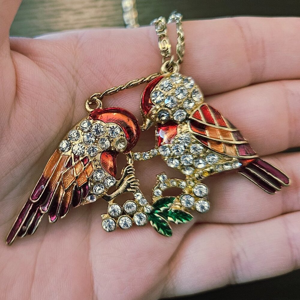 Betsey Johnson bird necklace